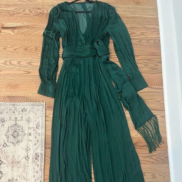 Green, satin jumpsuit - Picture 2 of 2